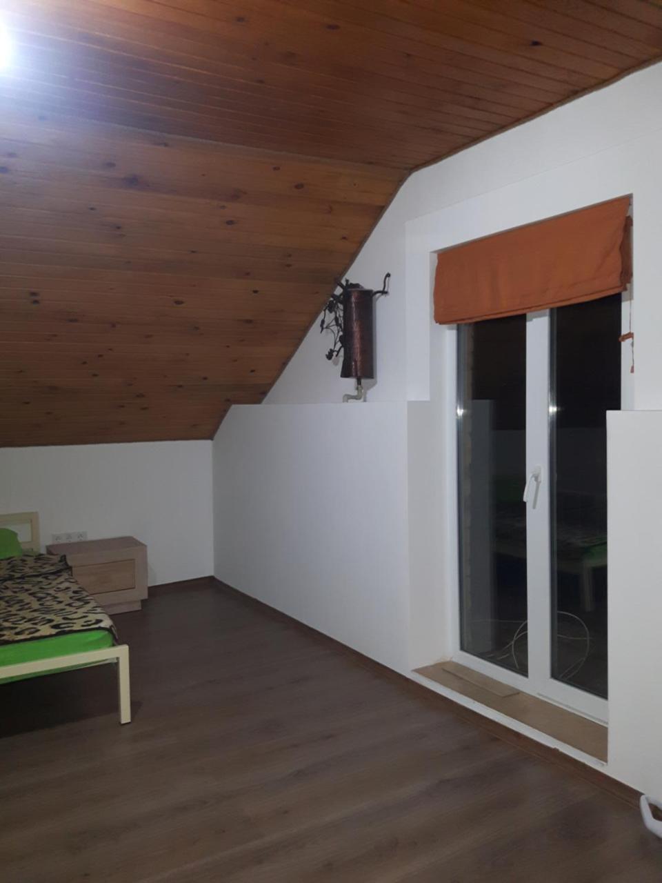 Киевская 43 Apartment Khorol Luaran gambar